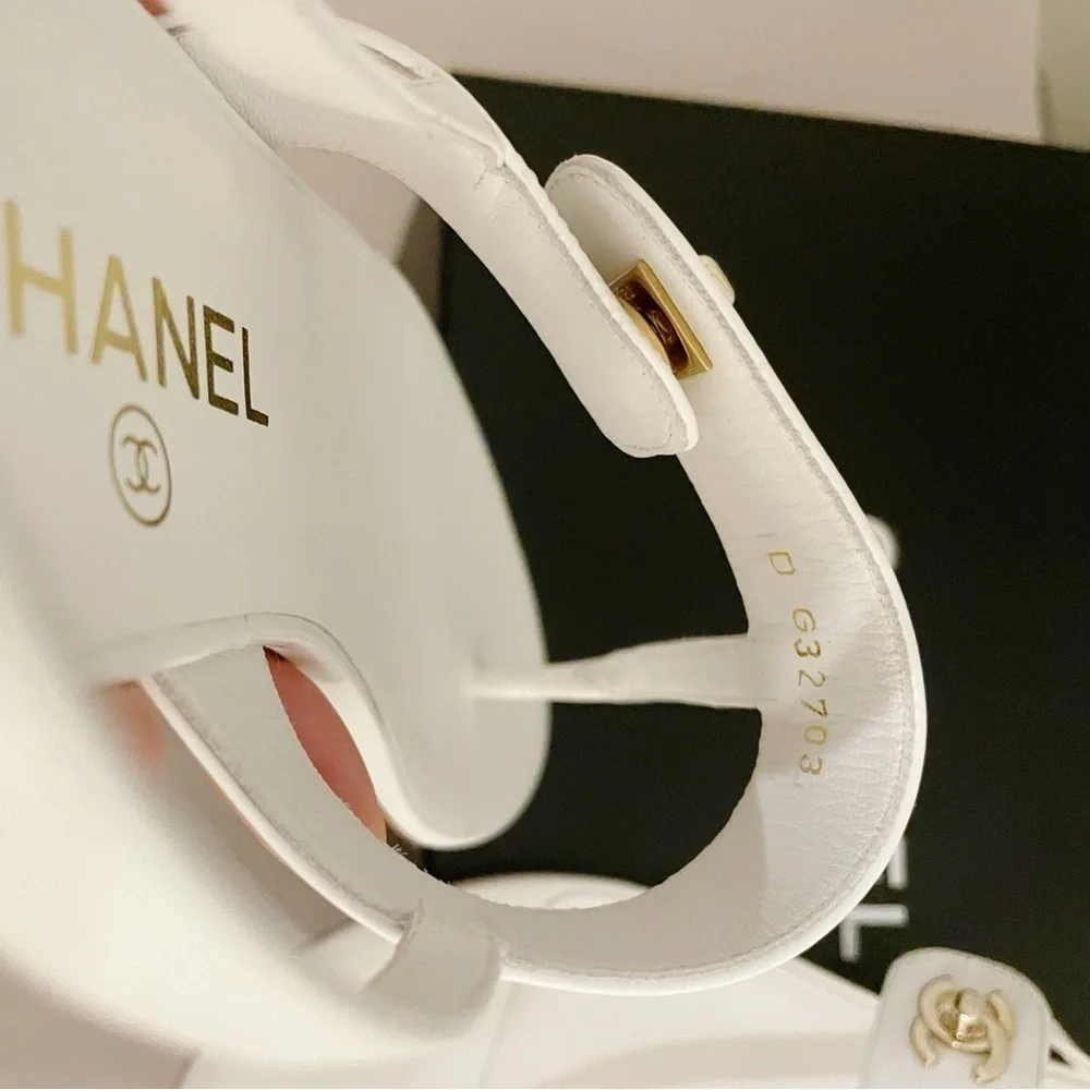 New Chanel Gold CC Interlocking Sandals - Picture 9 of 11